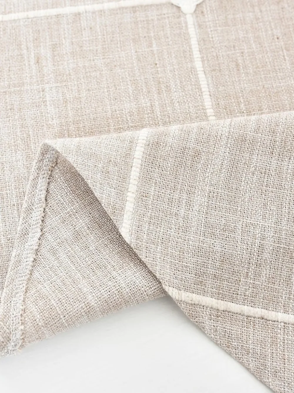 Linen-Style Beige Grid Tablecloth - Home Dining Oval 52 X 70